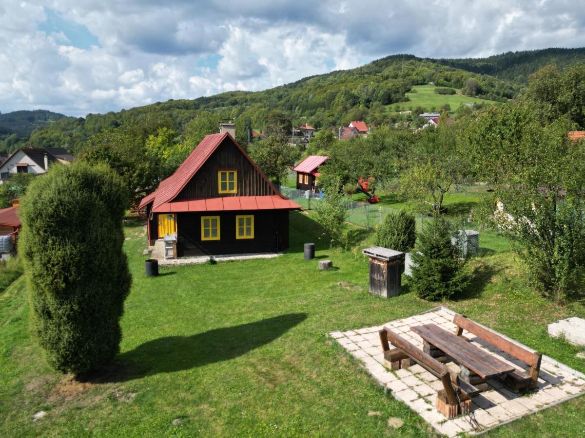 Chalupa U Mestanu Luzna  Buitenkant foto